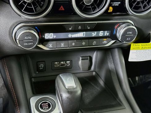 Certified 2025 Nissan Sentra SR w/ SR Premium Package FWD image 7