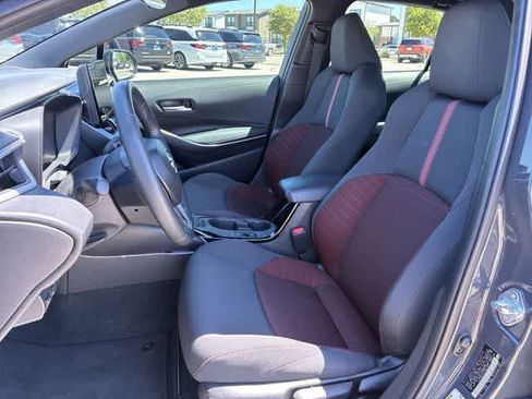 Used 2025 Toyota Corolla SE FWD image 17