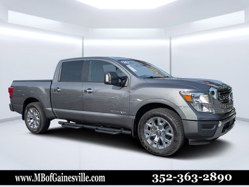Used 2023 Nissan Titan SV w/ SV Convenience Package RWD image 1