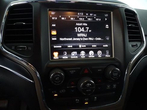 Used 2015 Jeep Grand Cherokee Limited AWD/4WD image 14