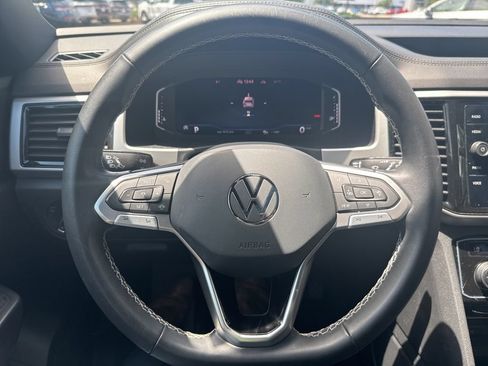 Used 2023 Volkswagen Atlas Cross Sport SE w/ Panoramic Sunroof Package AWD/4WD image 13