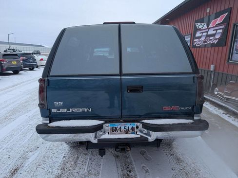 Used 1994 GMC Suburban 2500 image 6