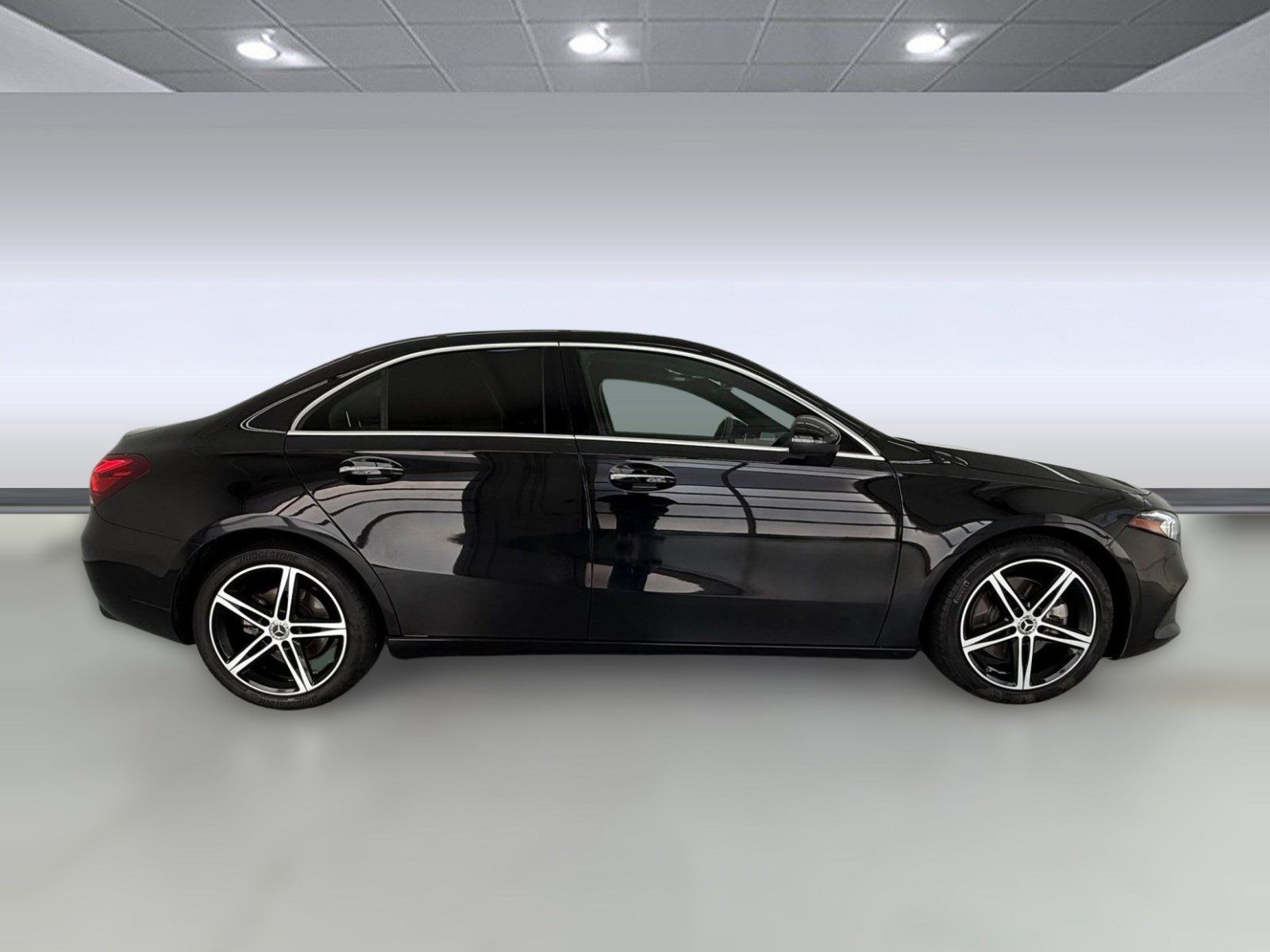 Used 2022 Mercedes-Benz A 220 image 7