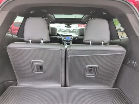 Certified 2024 Cadillac XT6 Premium Luxury w/ LPO, Floor Liner Package AWD/4WD image 8
