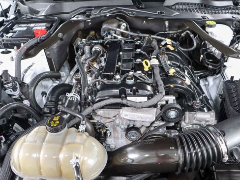 Used 2022 Ford Mustang Premium RWD image 28