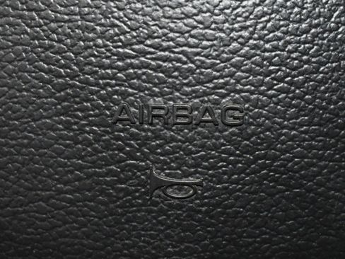 Used 2019 Ford F150 XLT image 32