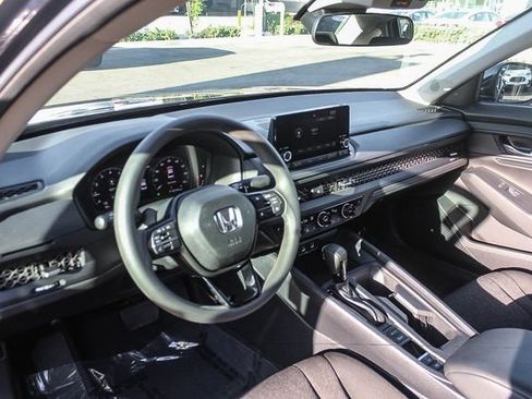 Used 2024 Honda Accord EX image 23