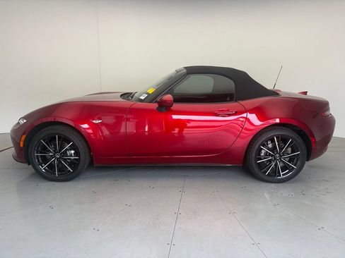 Used 2026 MAZDA MX-5 Miata Grand Touring RWD image 7