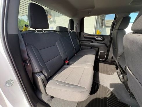 Used 2023 Chevrolet Silverado 1500 LT AWD/4WD image 26