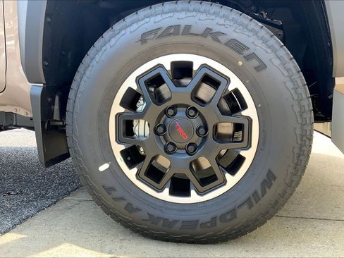 New 2026 Toyota Tacoma TRD Off-Road AWD/4WD image 15