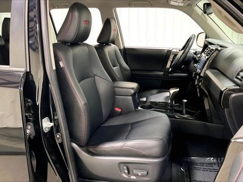 Certified 2024 Toyota 4Runner TRD Off-Road Premium AWD/4WD image 8