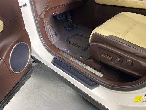 Used 2017 Lexus RX 350 AWD image 26