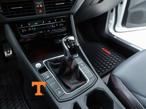 Used 2025 Volkswagen Jetta GLI Autobahn FWD image 24