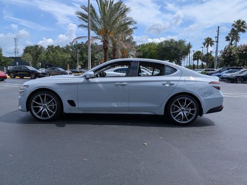 Used 2023 Genesis G70 2.0T RWD image 2