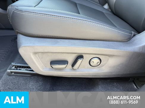 Certified 2025 Nissan Murano SV image 47