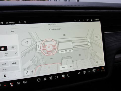 Used 2022 Rivian R1T Launch Edition image 31