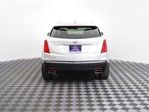 Used 2017 Cadillac XT5 Luxury w/ Driver Awareness Package AWD/4WD image 8