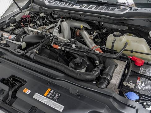 Used 2024 Ford F350 Platinum w/ FX4 Off-Road Package image 57