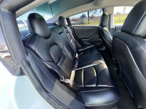 Used 2020 Tesla Model 3 Long Range AWD/4WD image 28