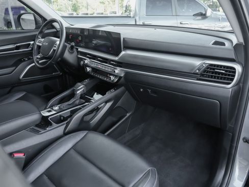 Used 2023 Kia Telluride S w/ S Sunroof Package FWD image 40