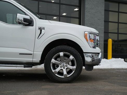 Used 2021 Ford F150 Lariat w/ Max Trailer Tow Package image 21