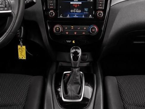 Used 2021 Nissan Rogue Sport S AWD/4WD image 27