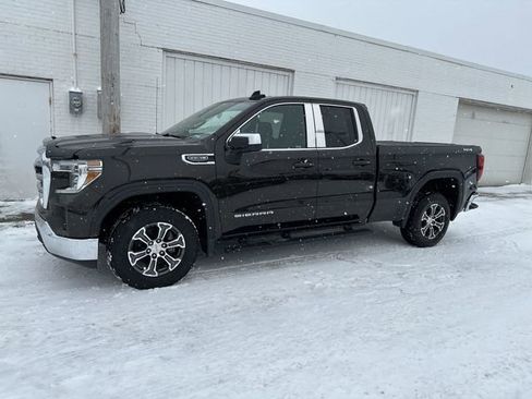 Used 2019 GMC Sierra 1500 SLE w/ SLE Value Package image 31