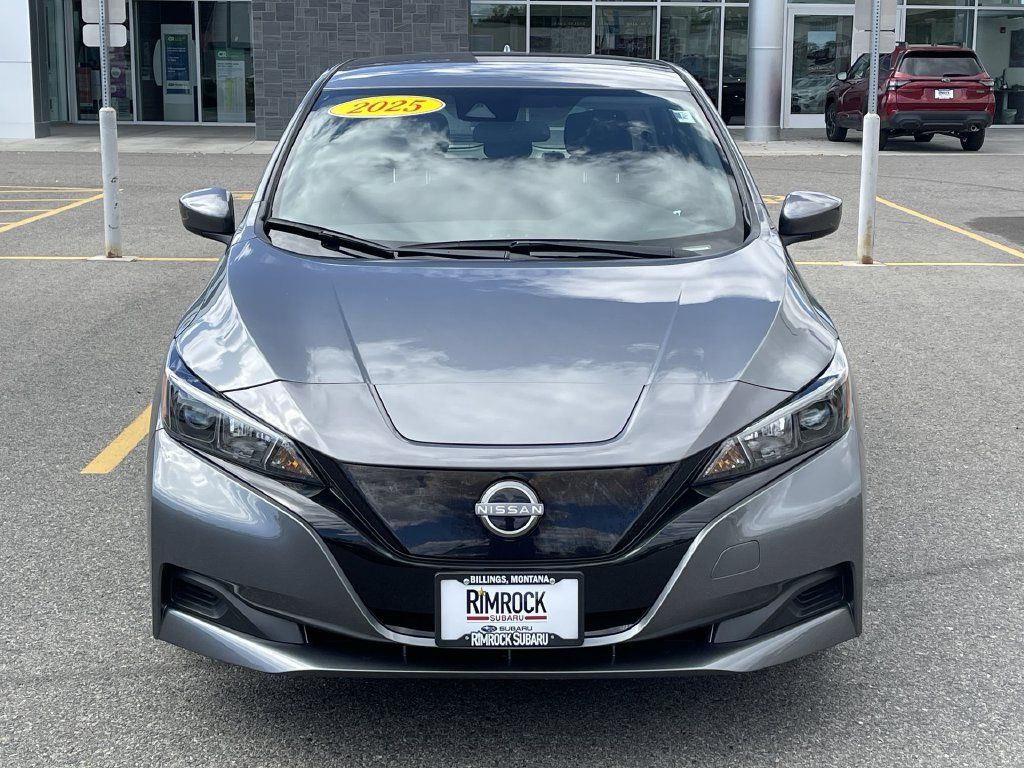 Used 2025 Nissan Leaf S FWD image 13