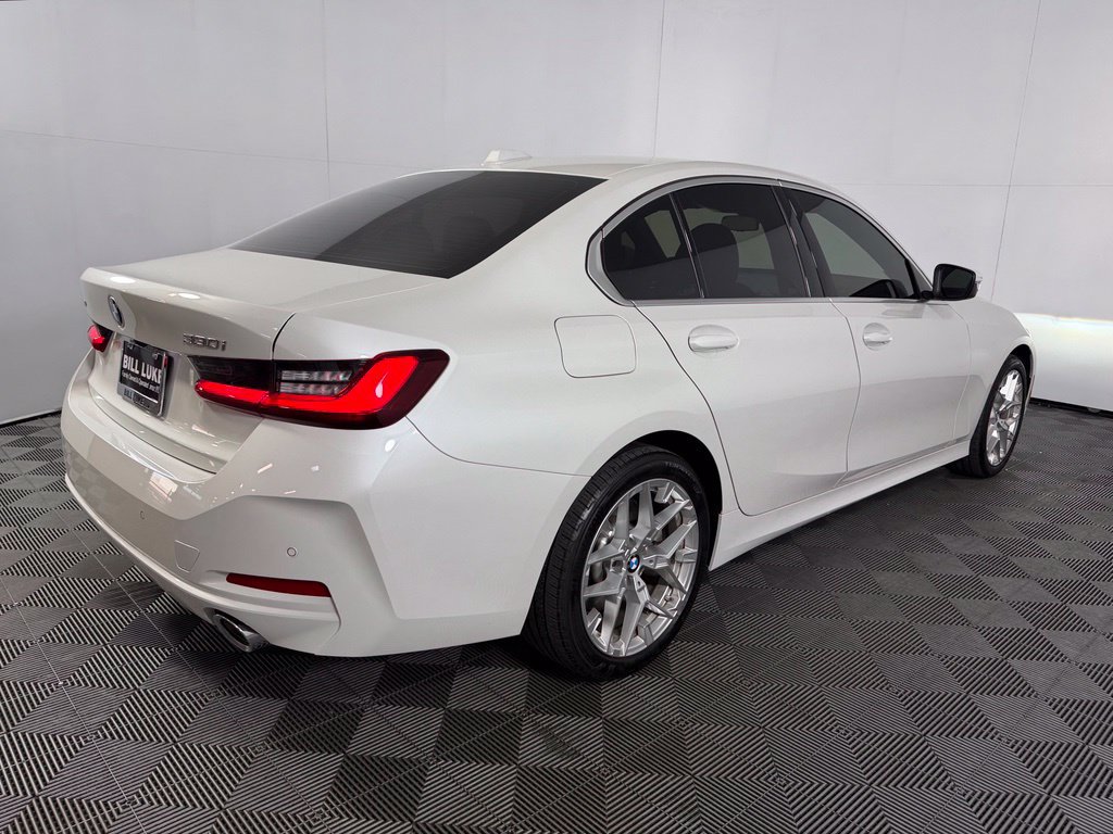 Used 2026 BMW 330i xDrive Sedan AWD/4WD image 9