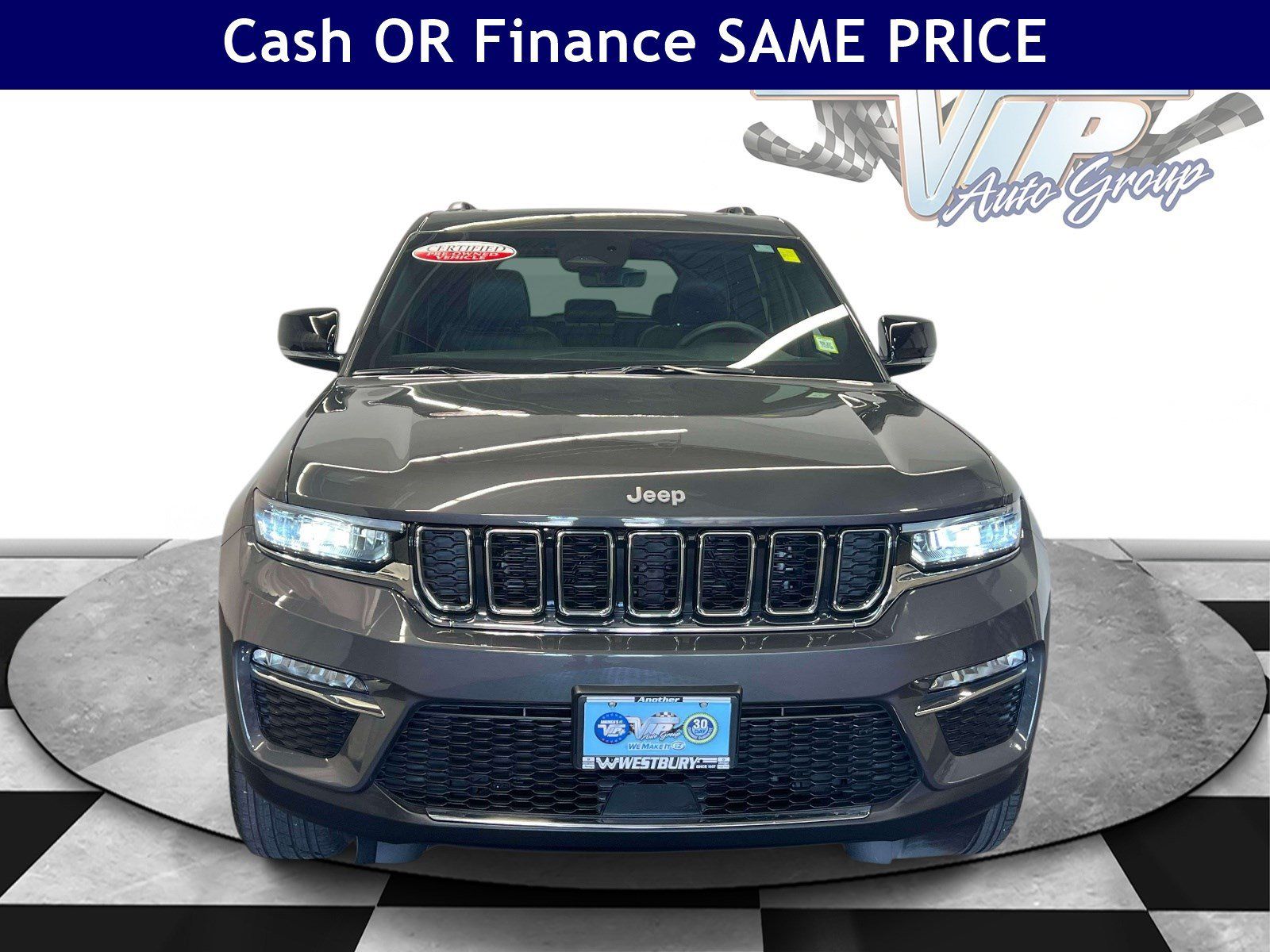 Used 2025 Jeep Grand Cherokee Limited w/ MOPAR Finishing Package AWD/4WD image 2