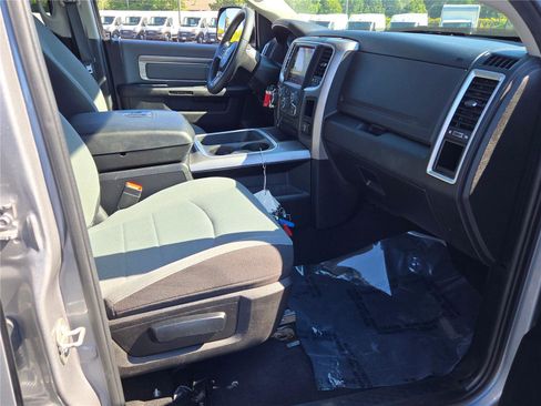 Certified 2023 RAM 1500 Classic SLT w/ Trailer & Traction Group image 7