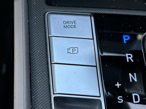 Used 2024 Hyundai Elantra SEL w/ Convenience Package FWD image 34