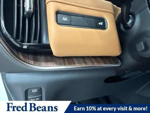 New 2026 Nissan Armada SL w/ Captain's Chari Seat Package AWD/4WD image 14