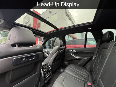 Used 2023 BMW X5 xDrive40i AWD/4WD image 9