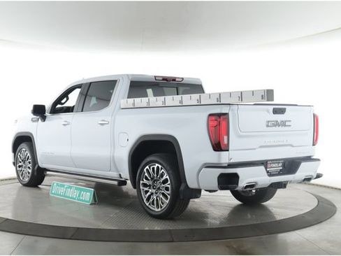 Used 2026 GMC Sierra 1500 Denali Ultimate AWD/4WD image 8