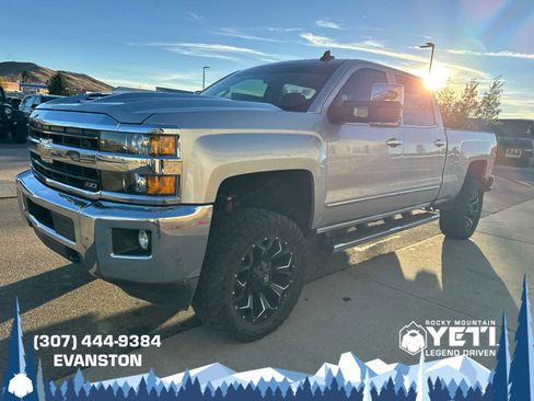 Used 2018 Chevrolet Silverado 2500 LTZ image 7