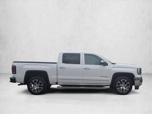 Used 2018 GMC Sierra 1500 SLT AWD/4WD image 4