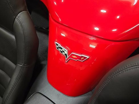 Used 2006 Chevrolet Corvette Base 2D Convertible w/ Preferred Equipment Group image 27