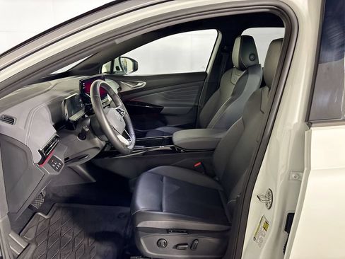 Certified 2023 Volkswagen ID.4 Pro S Plus AWD/4WD image 12