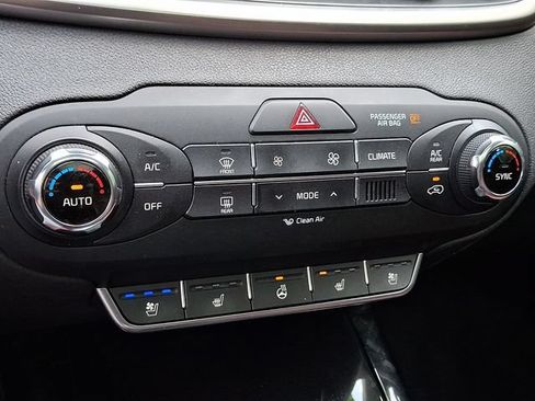 Used 2017 Kia Sorento SX AWD/4WD image 19
