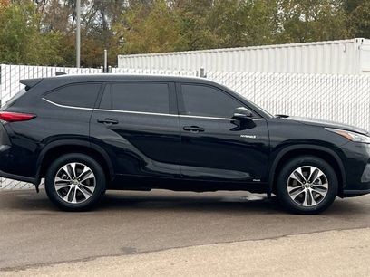 Used 2020 Toyota Highlander XLE