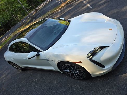 Used 2023 Porsche Taycan image 73