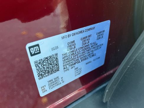 Used 2025 Chevrolet TrailBlazer LT image 24