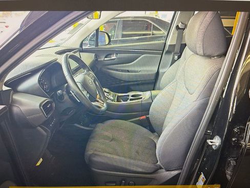Used 2023 Hyundai Santa Fe SEL FWD image 6