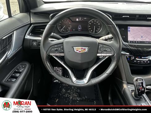Certified 2023 Cadillac XT6 Premium Luxury FWD image 13