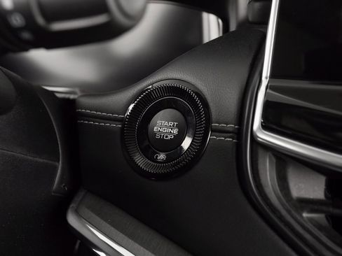 Certified 2022 Jeep Compass High Altitude image 28