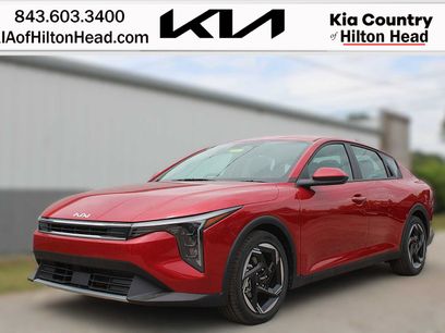 New 2025 Kia K4 EX