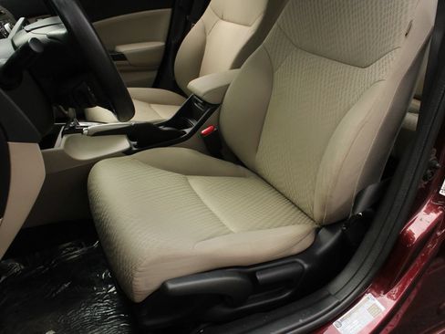 Used 2015 Honda Civic LX image 17