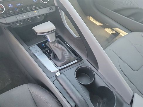 New 2025 Hyundai Elantra Sport image 15