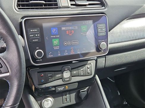 Used 2020 Nissan Leaf SV w/ Protection Package image 17